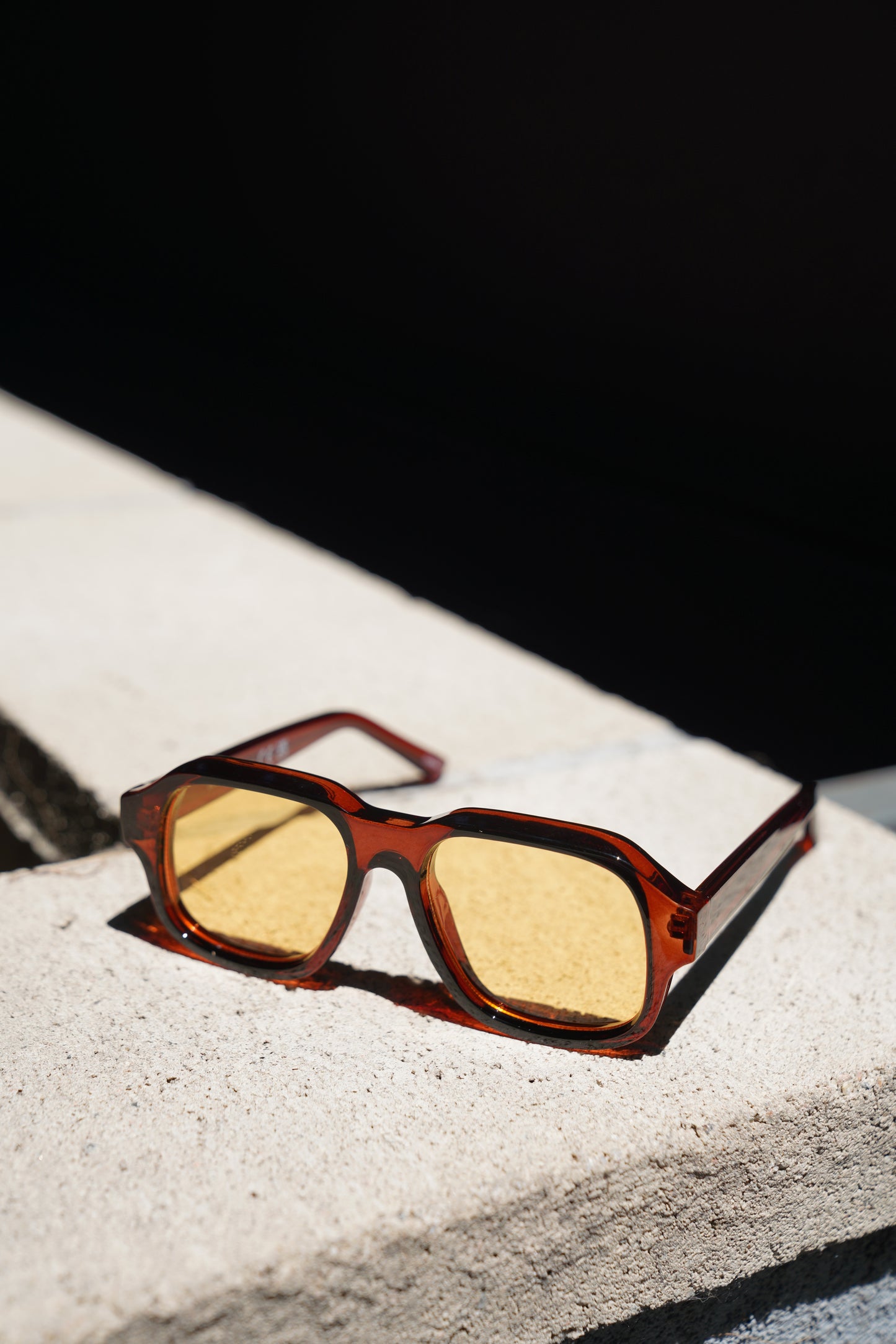 Orange Retro Square Sunglasses – Transparent Frame with Orange Lens