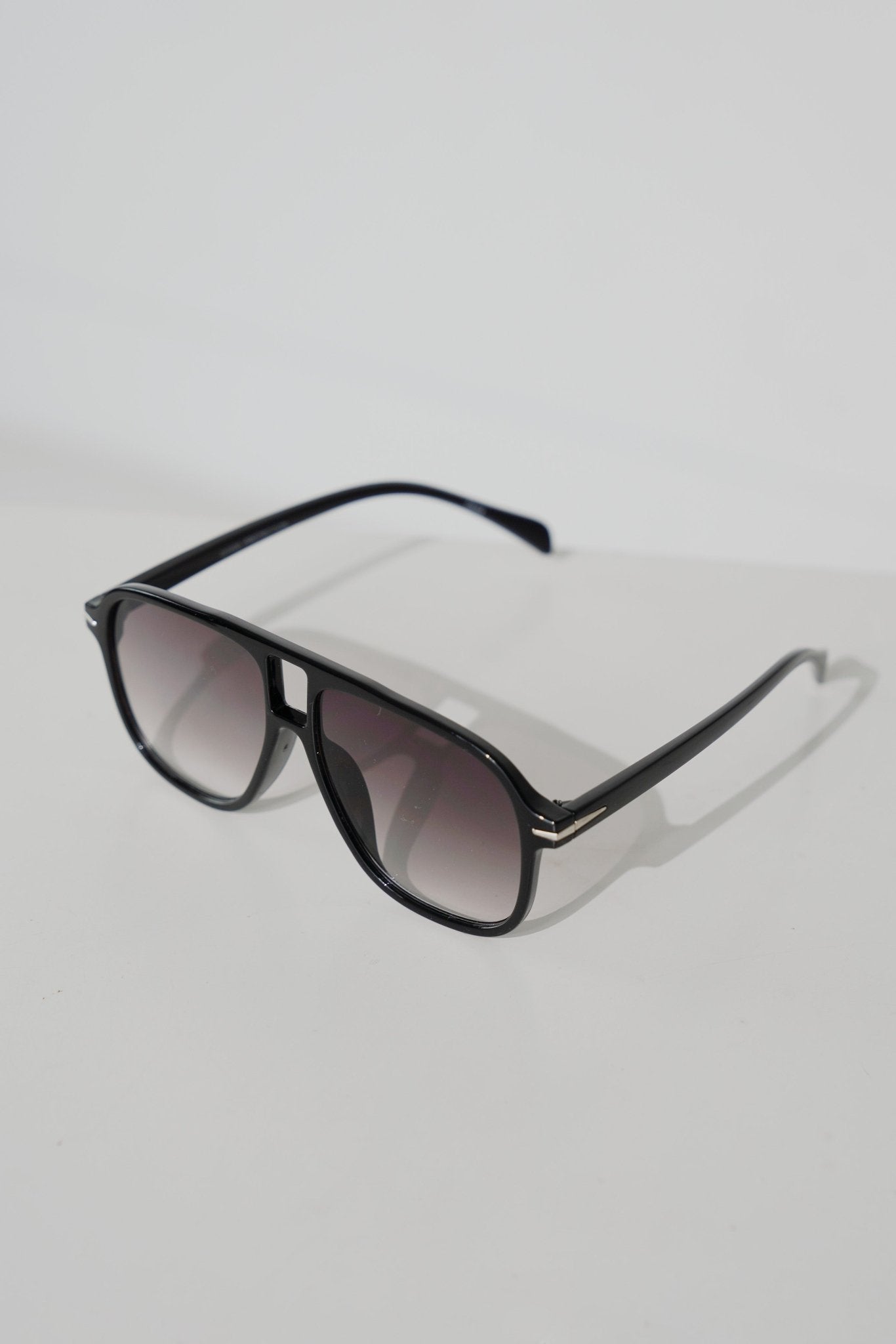 Oversized Retro Black Tint Summer Sunglasses - TB-BondMenSunglasses